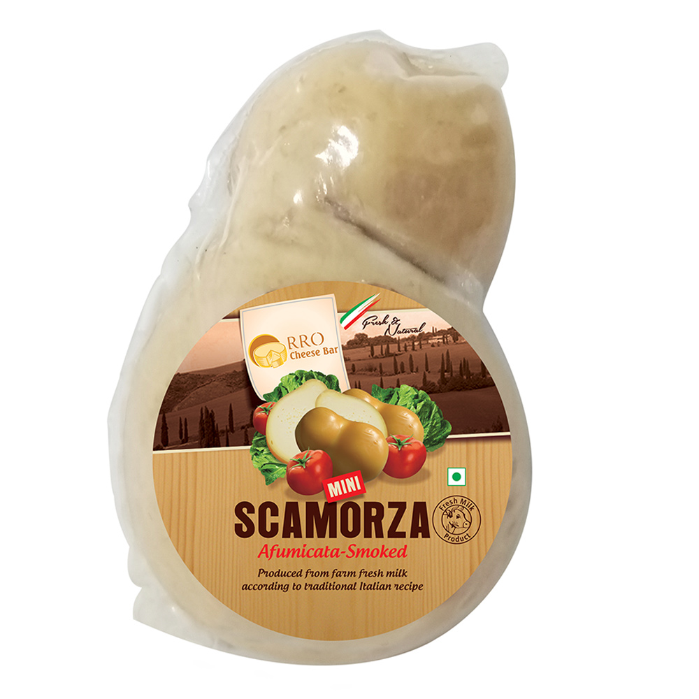 Сыр скаморца. Сыр scamorza affumicata. Скаморца копченый. Сыр скаморца копчёная 