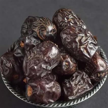 Nut Bar Ajwa Dates